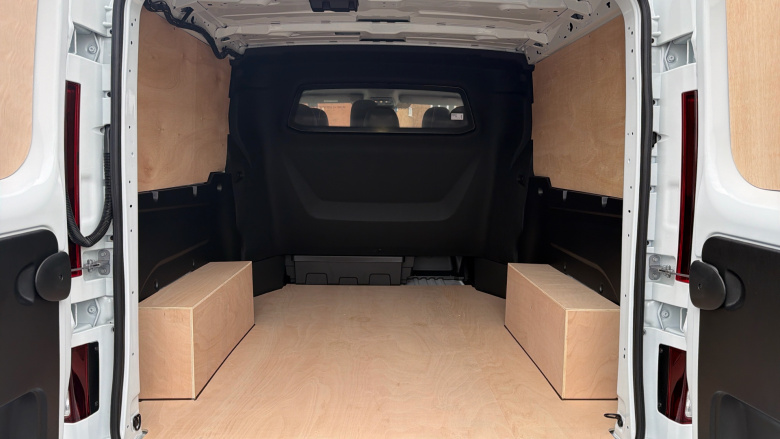 Renault Trafic Lwb Diesel LL30 Blue dCi 150 Extra Sport [Safety] Crew Van